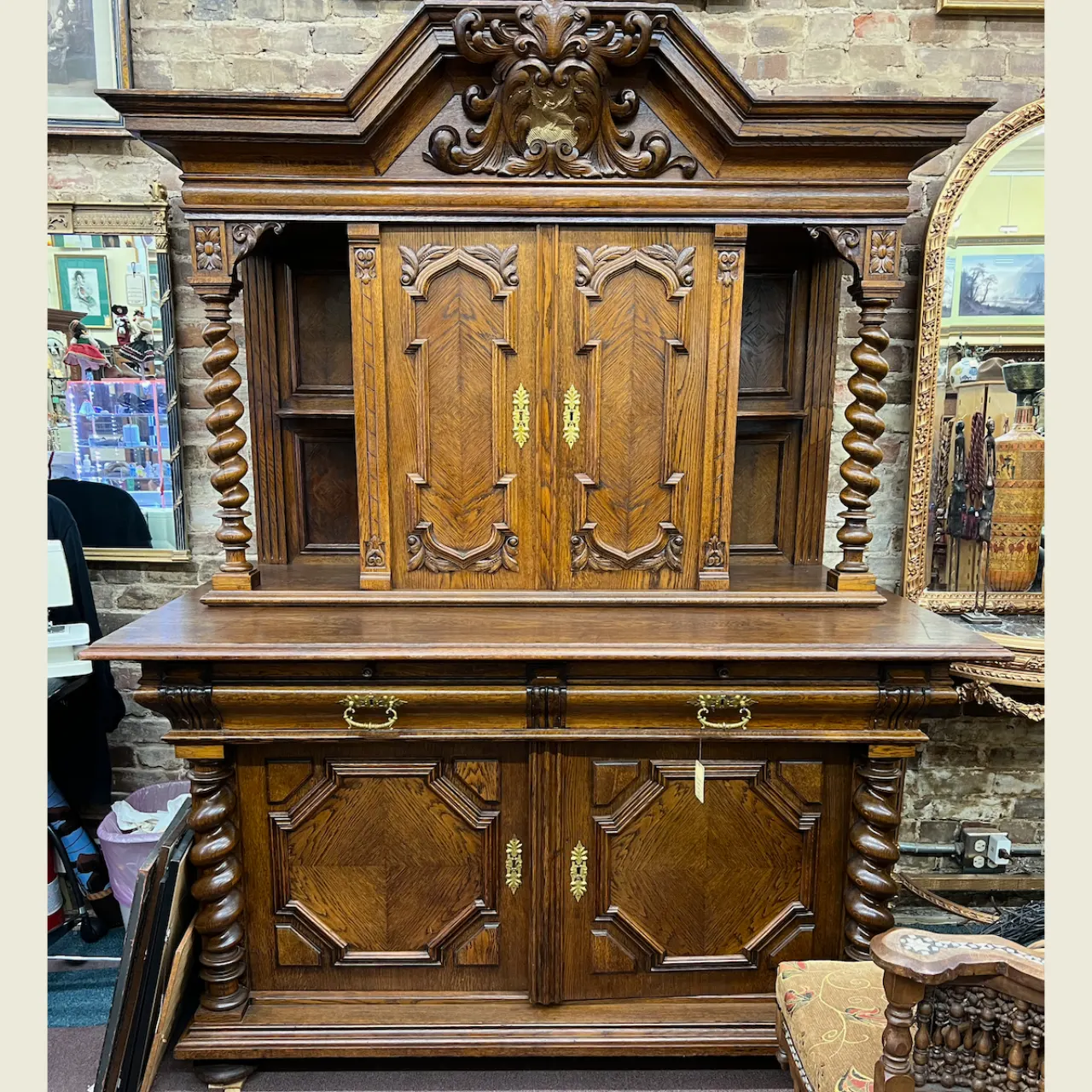 Oak_Sideboard.html